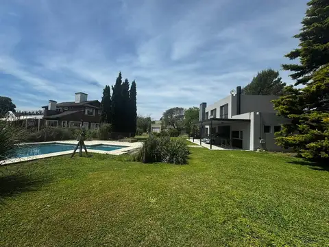 Casa en Venta al Este