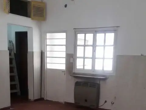 Depto Tipo Casa en Alquiler de 3 ambientes
