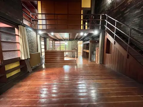 Casa en Venta en La Plata [Cod: ]