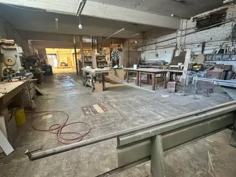 Alquiler Galpón / Depósito. 1000m2 Loma Hermosa
