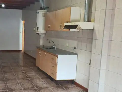 Departamento en Alquiler en Rafael Castillo, $ 300.000