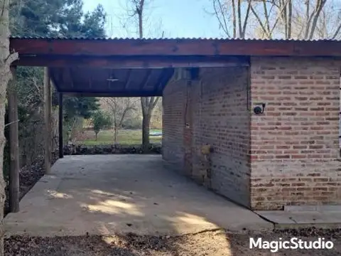 Casita con gran parque y pileta