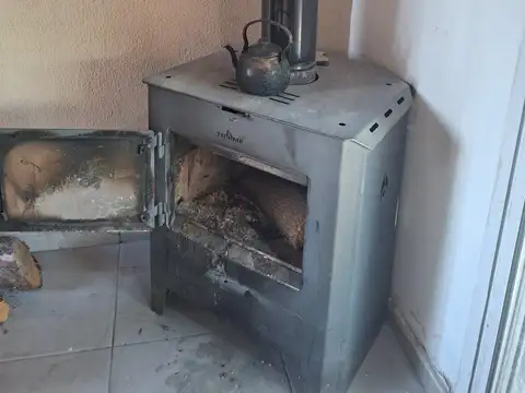 Casa 3 ambientes con 2 baños