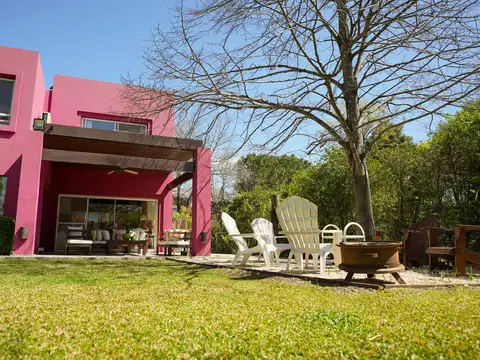 Casa en venta  en Los Tacos 4 dormitorios