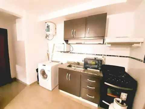 Lavalle 1700, Piso 1