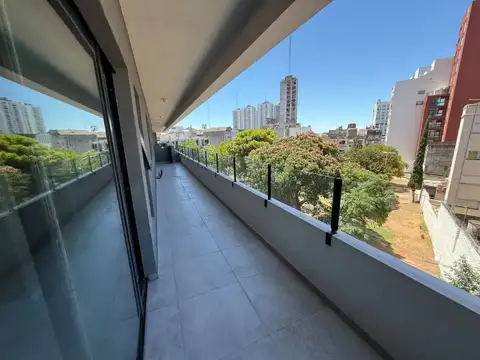 Venta Depto 4 Ambientes Avellaneda/balcon/cochera/pileta