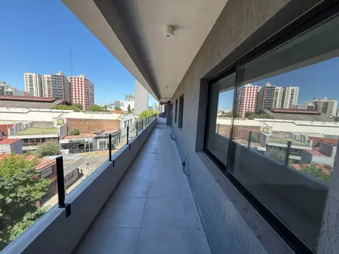 Venta Depto 4 Ambientes Avellaneda/balcon/cochera/pileta