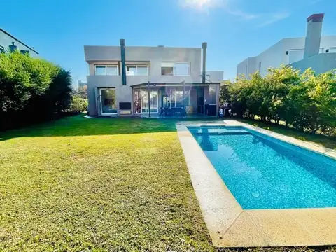 Casa en Alquiler 10 años