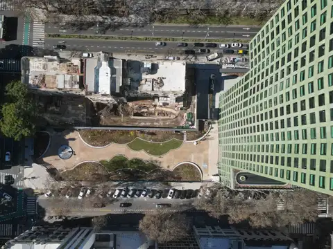 ¡INVERSIÓN PREMIUM CON RENTA! Local Gastronómico de 390 m² frente a Puerto Madero
