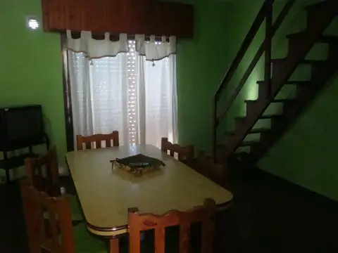 Casa 3 ambientes con 2 baños