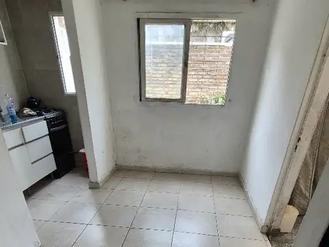 Depto Tipo Casa en Alquiler de 2 dormitorios