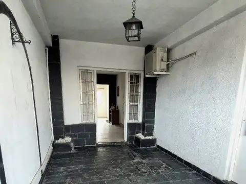 Charcas 2600, Piso pb