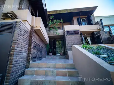 Casa en Venta en Castelar Norte, USD 349.900