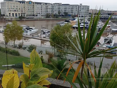 Departamento 3 ambientes con 24 baños