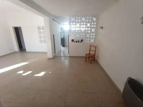 34 e/ 28 y 29       al 1600
