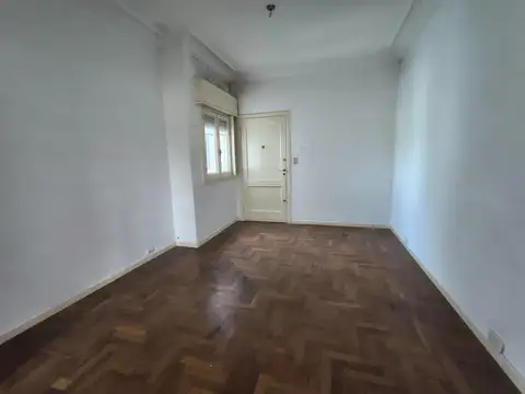 Departamento en Venta en Villa Adelina, USD 100.000