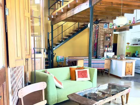 Casa 7 ambientes con 3 baños