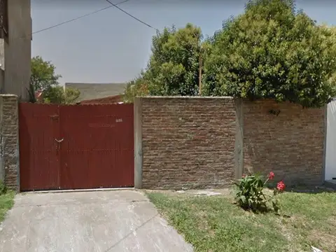 Lote de 210 m2.