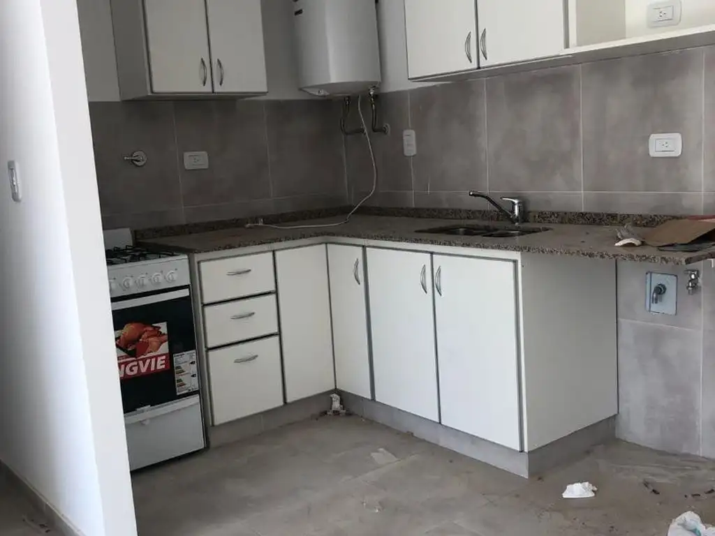 Rivadavia y saavedra de 1 Dormitorios