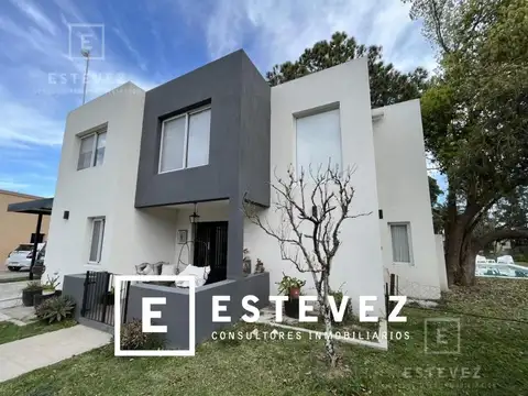 Casa en Venta con Pileta, Zona Arbolada. 3 dormitorios. Barrio Cerrado San Matias, Escobar