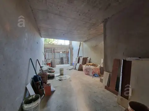 Local a Estrenar en Alquiler en Villa Ballester - Doble Altura