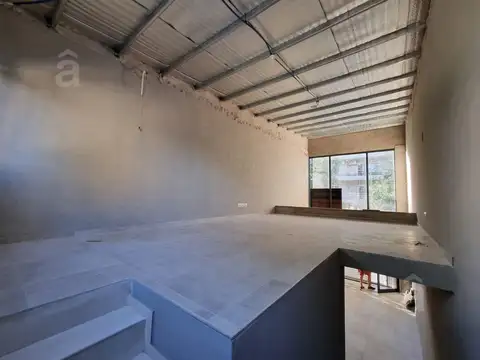 Local en Alquiler en Villa Ballester, $ 1.500.000