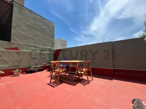 Venta PH 3 ambientes en planta baja, sin expensas y apto crédito en Villa Devoto