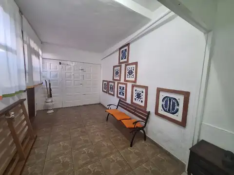 Casa 5 ambientes con 1 baño