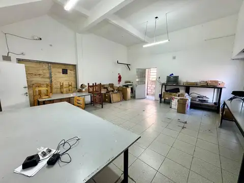 Edificio - Venta - Argentina, Tres de Febrero - Av. Mitre 5500