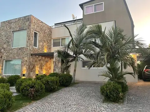 Casa a la laguna en alquiler en Santa Clara, Villanueva, Tigre