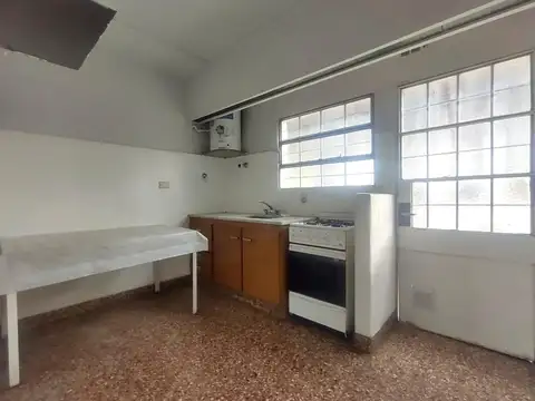 Depto Tipo Casa en Alquiler en El Palomar, $ 950.000