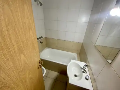 Departamento en Alquiler en Luis Agote, $ 450.000