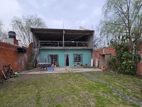VENTA DE CASA EN BARRIO LA ESPERANZA, FRANCISCO ALVAREZ