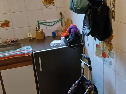 Depto Tipo Casa 4 ambientes con 1 baño