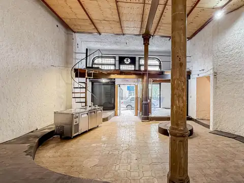 Casa 5 ambientes con 1 baño