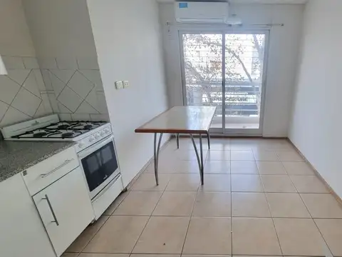 Departamento en Alquiler en Nuestra Señora De Lourdes, $ 450.000