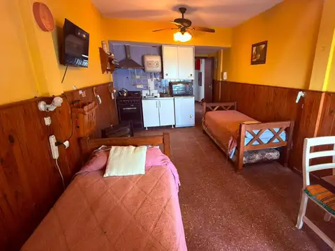 Oportunidad, dpto monoambiente con balcón y vista al mar!