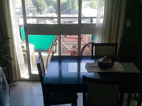 2 AMBIENTES IMPECABLE AL FRENTE 