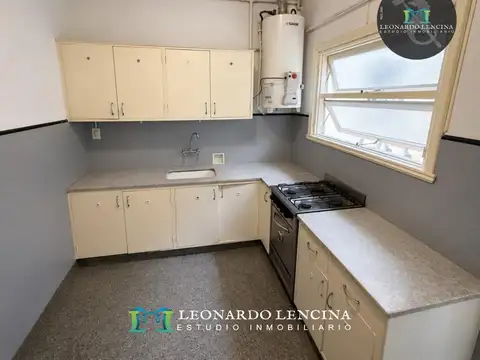 Depto Tipo Casa en Alquiler en La Perla Sur, $ 1.300.000