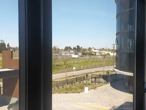 Oficina en Alquiler en Terravista, USD 3.000