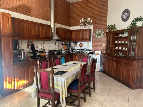 Felipe Vallese 3700, Piso 1