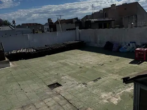 Galpon en Venta 25  mts Fondo