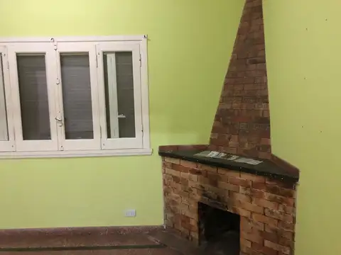 Casa 3 ambientes con 2 baños