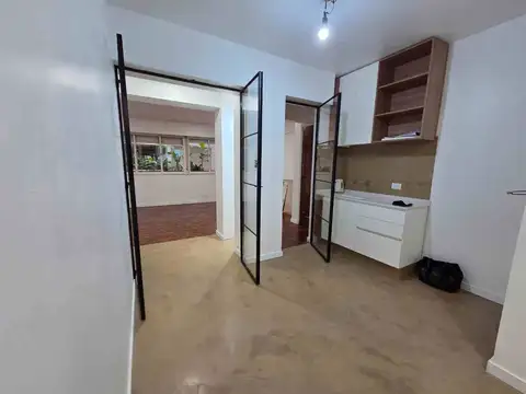 TRES AMBIENTES TOTALMENTE RECICLADO - RECOLETA