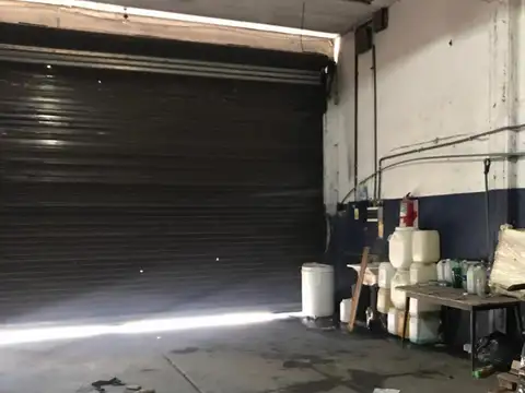 Galpon en Alquiler en Ramos Mejia, USD 2.000.000