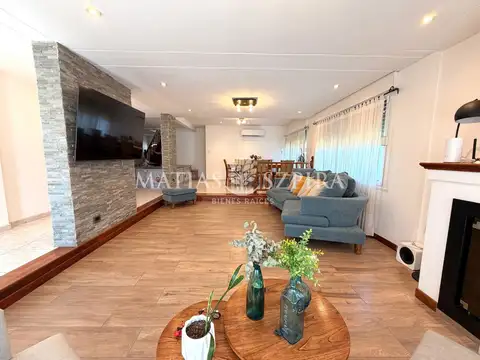 Casa 6 ambientes en venta Barrio Privado Astorga
