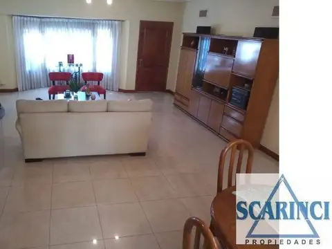 Casa en Venta en Villa Saenz Peña, USD 350.000