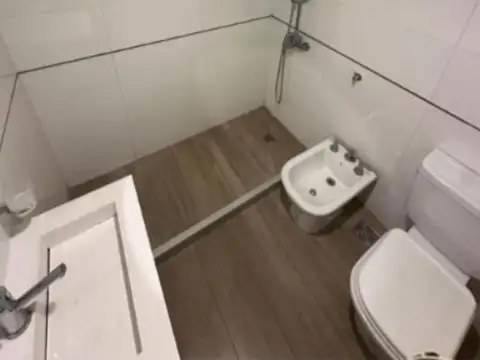 Departamento en Venta en Plaza Colon, USD 125.000