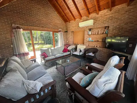 Casa en Venta con 1 cochera