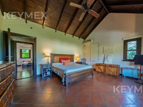 Casa 7 ambientes con 3 baños